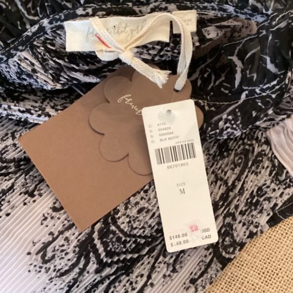 NWT Anthropologie Forever that Girl sheer pleated blouse size medium - Picture 11 of 12